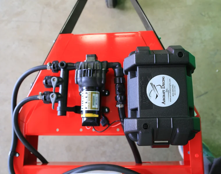 Deicing equipment detail