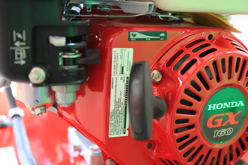 Professional deicing tank with hose reel